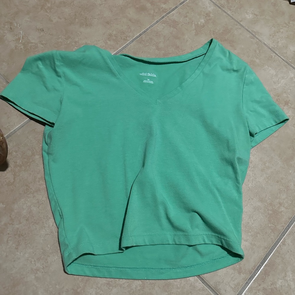 women’s crop top